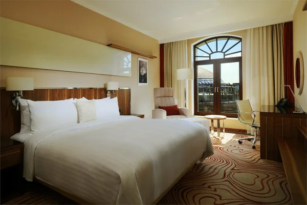 Люкс Премьер — Отель Marriott Новосибирск 5★